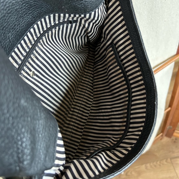 Kate Spade Black pebble leather crossbody - Picture 4 of 14